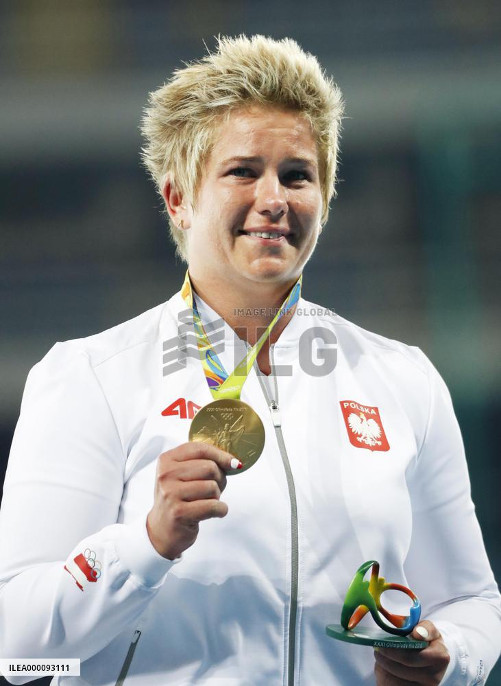 Olympics: Gold medal for Wlodarczyk