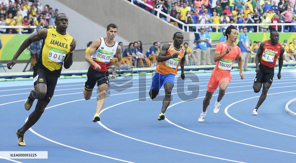 Olympics: Bolt cruises into 200 semifinals