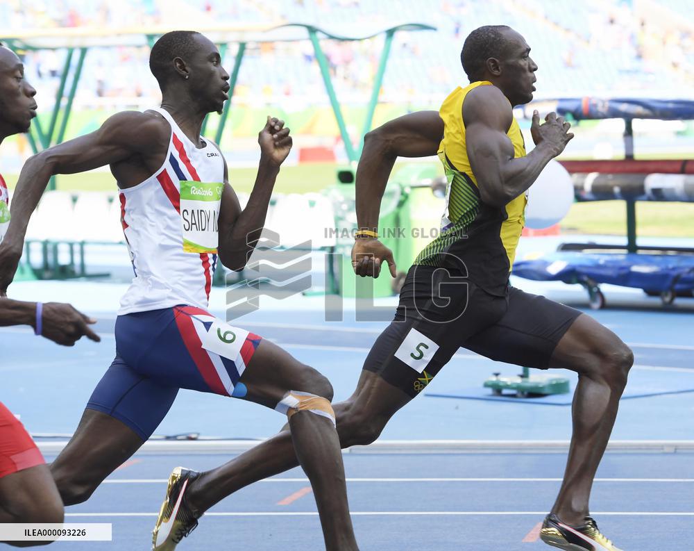 Olympics: Bolt cruises into 200 semifinals