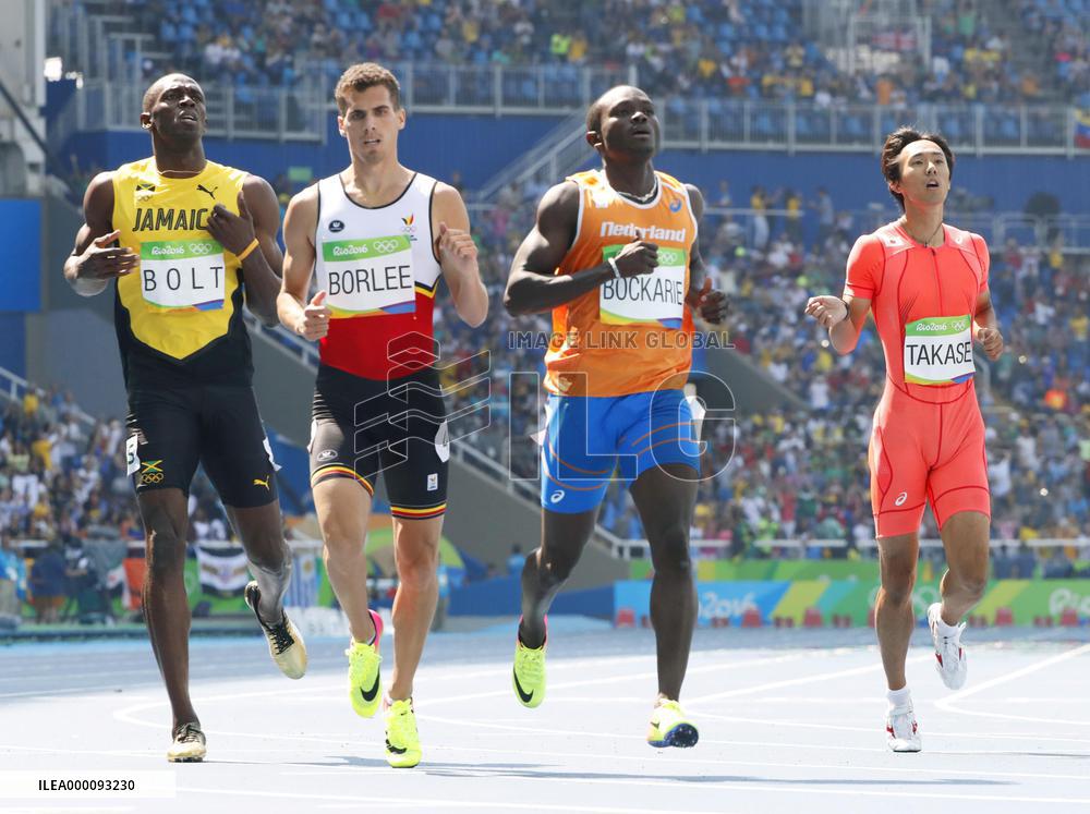 Olympics: Bolt cruises into 200 semifinals
