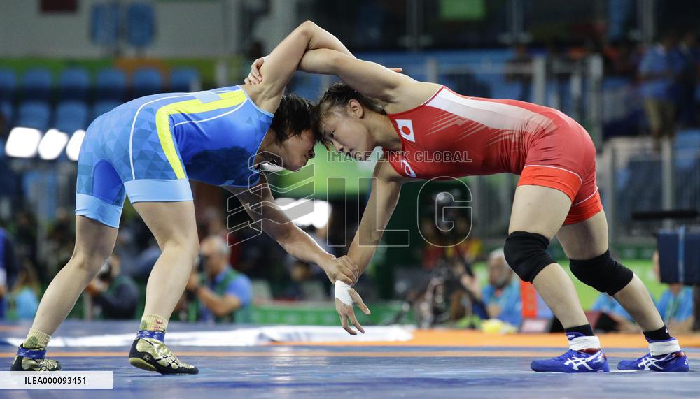 Japan's Tosaka wins in women's freestyle 48 kg 2nd round