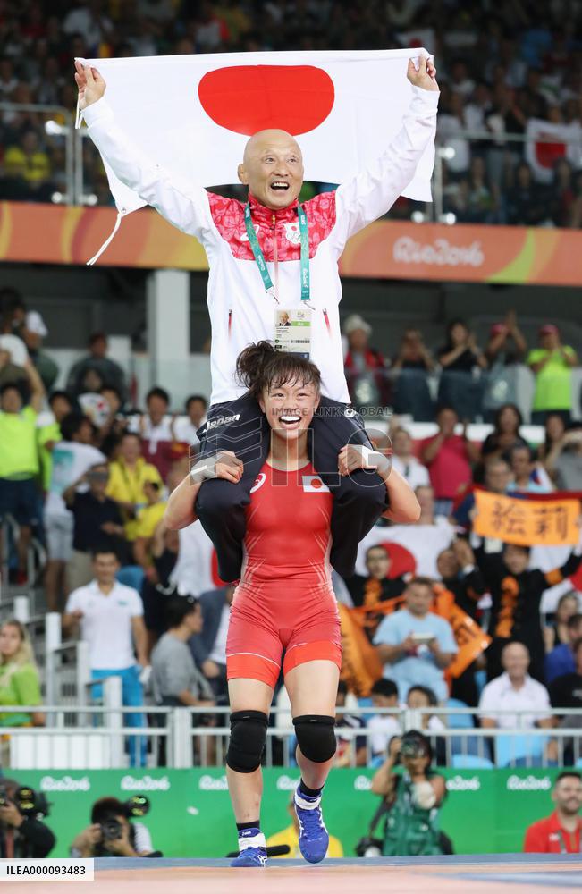 Olympics: Japan's Tosaka wins women's 48-kg wrestling gold