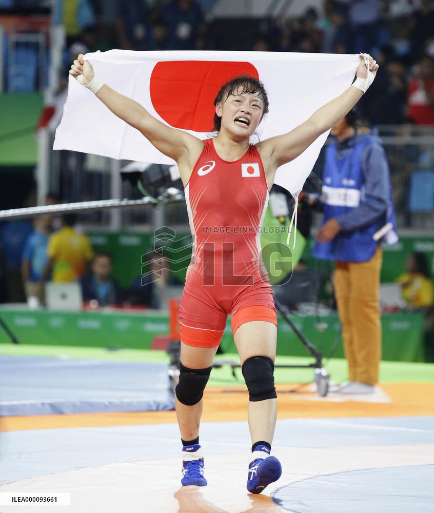 Olympics: Japan's Tosaka wins 48-kg gold in women's wrestling