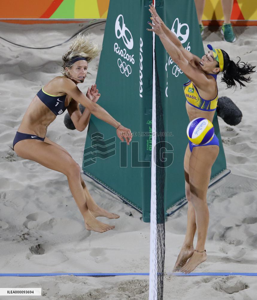 German duo win gold in women's beach volleyball