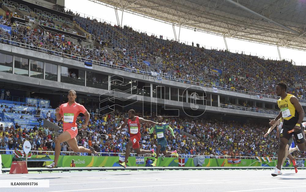 Japan advances to men's 400-meter relay track final