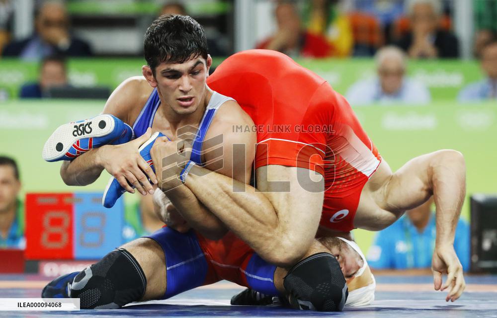 Olympics: Iran's Yazdanicharati wins wrestling gold