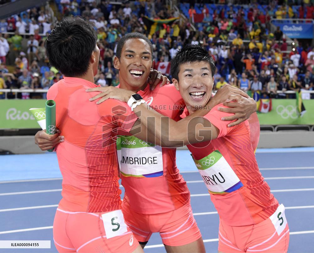 Olympics: Celebration for Japan's 4x100m silver