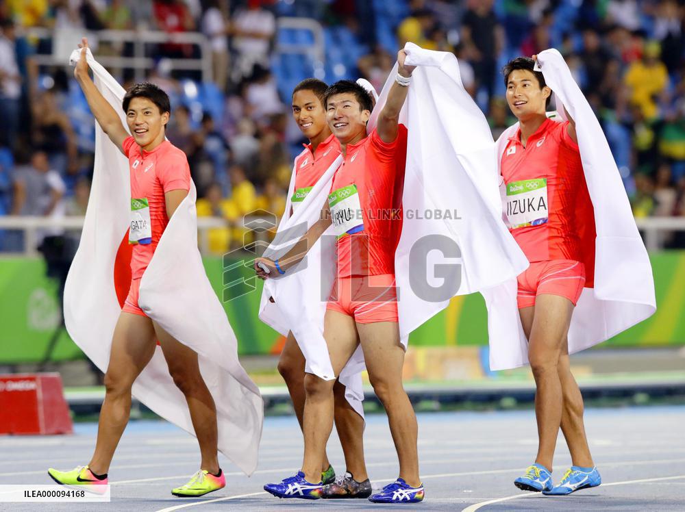 Olympics: Japan wins silver in 4x100 relay
