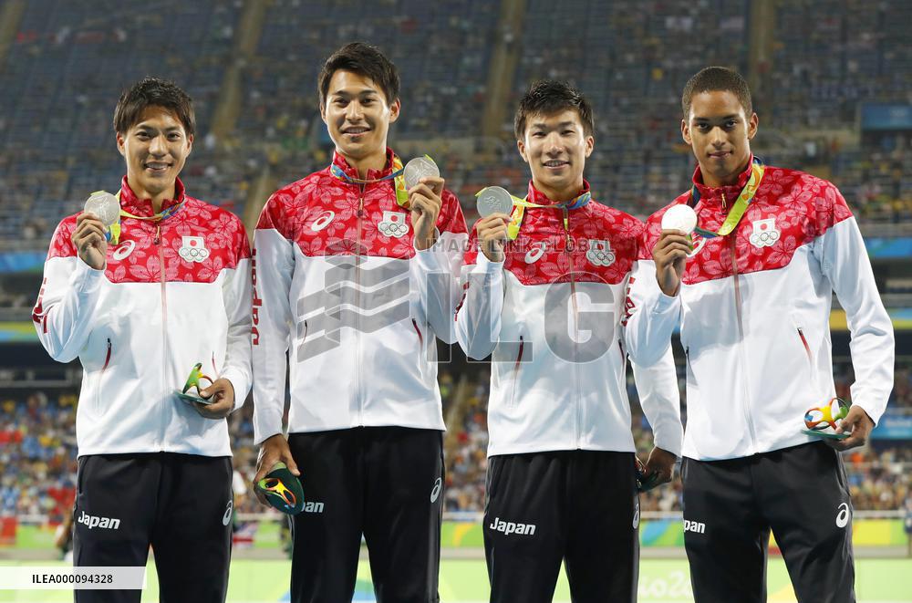 Olympics: Japan relay quartet gets silver medals