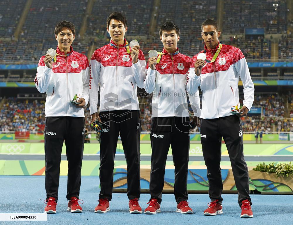Olympics: Japan relay quartet gets silver medals