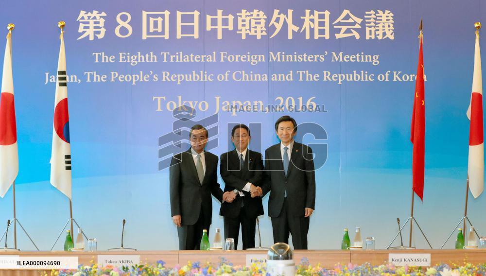Foreign ministers of Japan, China, S. Korea meet in Tokyo