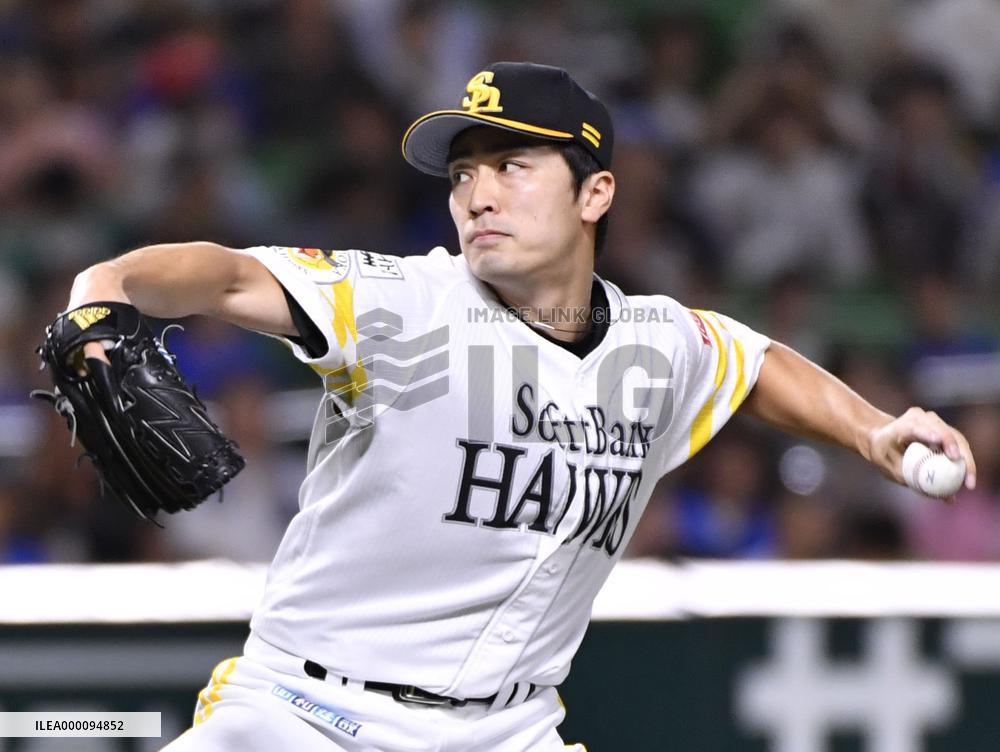 Wada picks up 14th win as Hawks regain PL lead