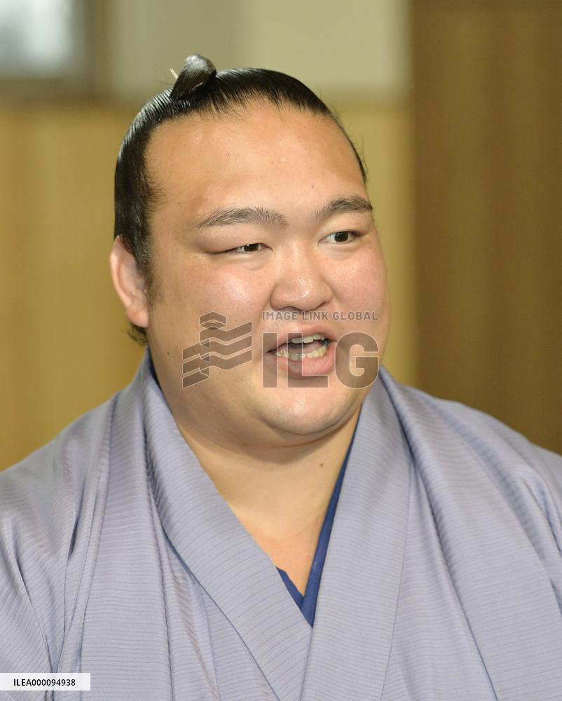 Sumo: Kisenosato in press conference