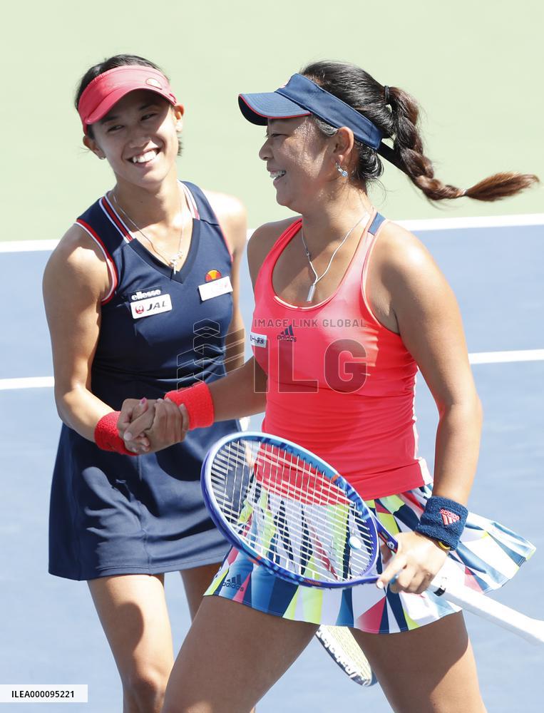 Japan's Hozumi, Kato advance to 3rd round at U.S. Open
