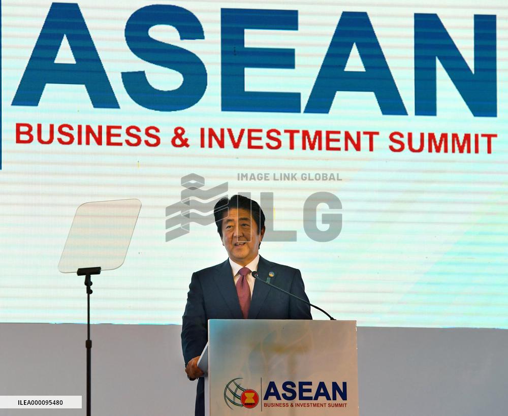 Abe at ASEAN business, investment summit