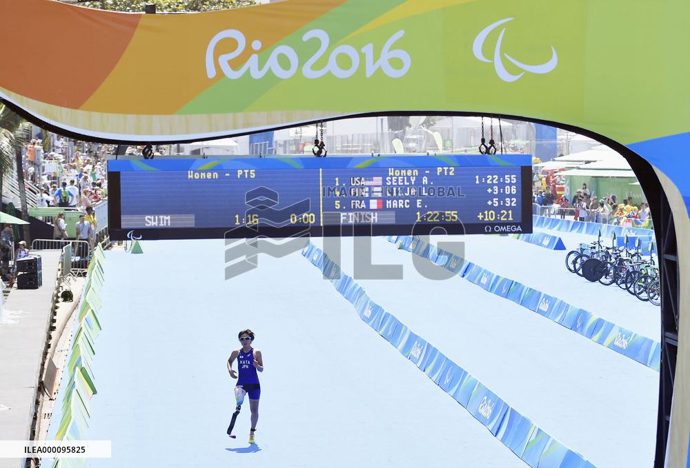 Japan's Hata finishes 6th in PT2 triathlon