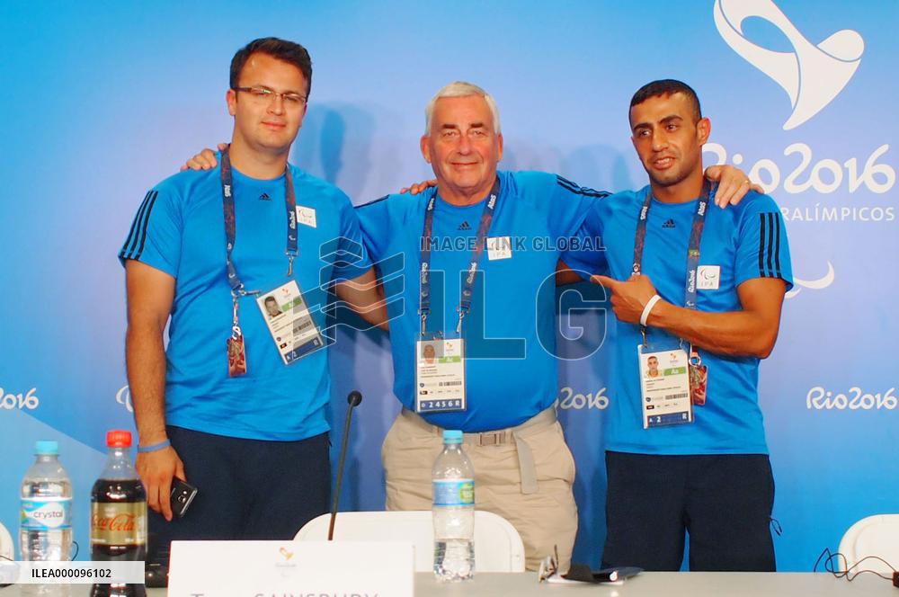 Refugee team hopes to compete under own country's flag at Tokyo 2020