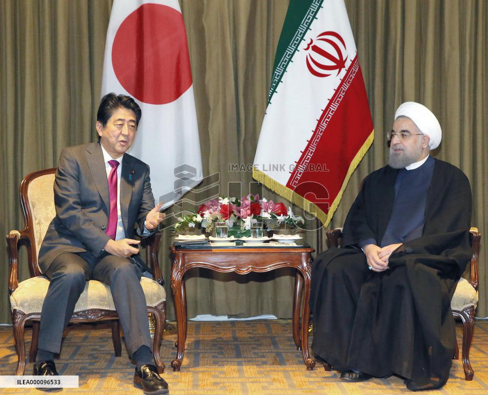 Abe willing to visit Iran, vows to boost economic ties