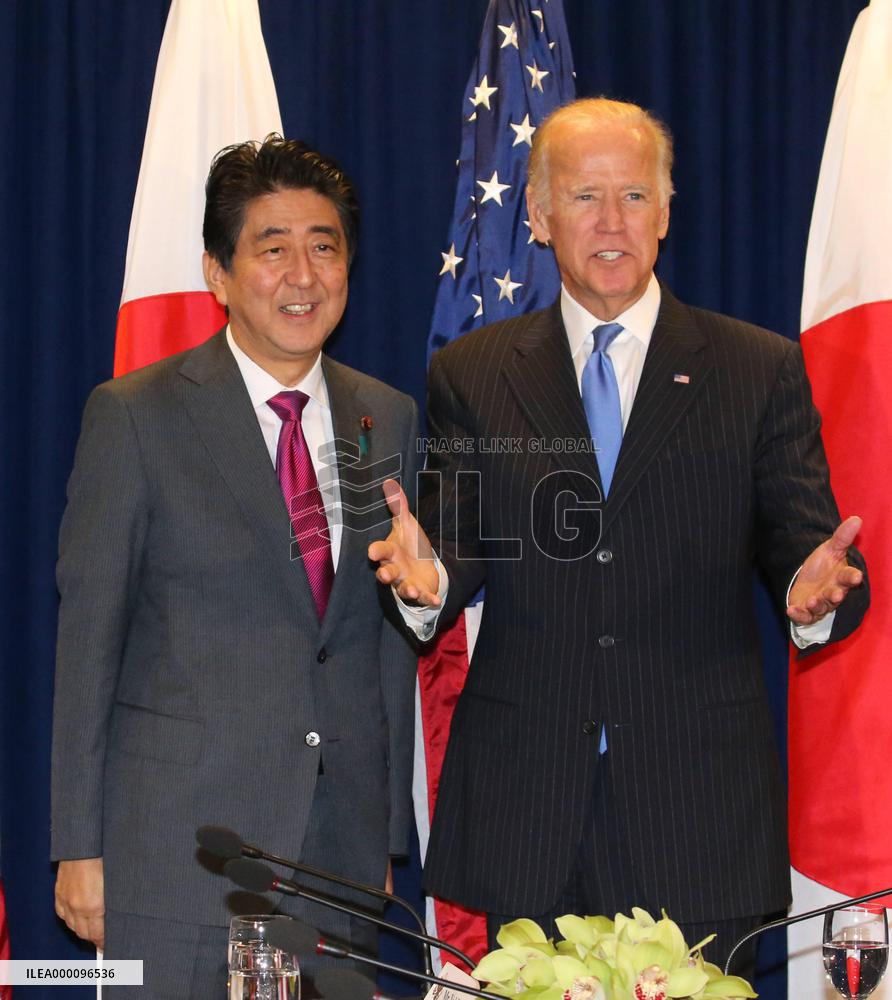 Abe, Biden agree to maintain communication over Japan-Russia talks