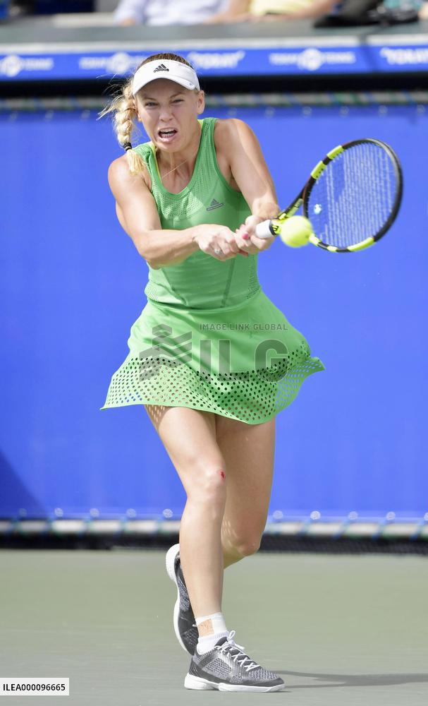 Wozniacki beats Osaka to claim 2nd Pan Pacific Open crown