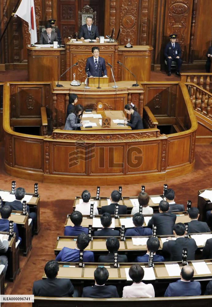 Japan PM Abe vows action on trade deal, economy as Diet session opens