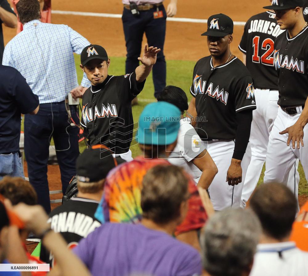 Baseball: Marlins play final home game of season