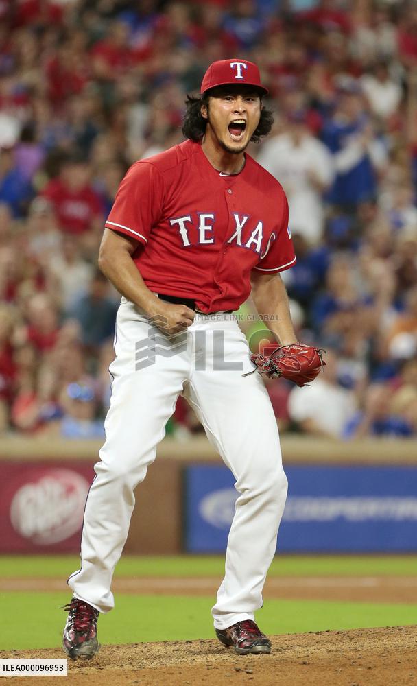 Baseball: Darvish strikes out 12 as Rangers earn top playoff seed
