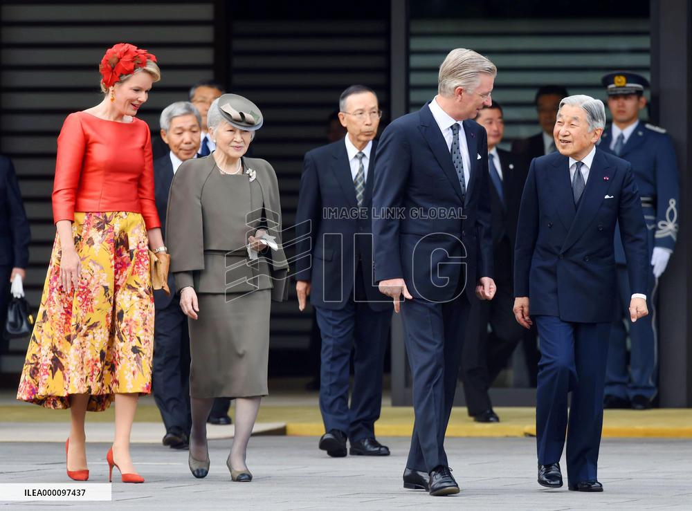 Japanese emperor, empress meet with Belgian royal couple at palace