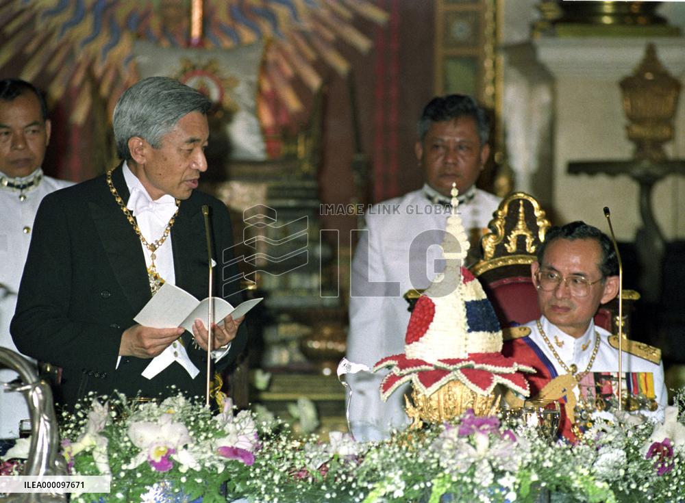 Thailand's King Bhumibol Adulyadej dies at 88