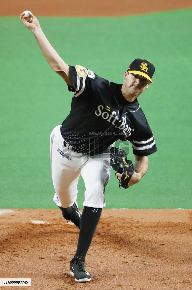 Hawks defeat Fighters in PL Climax Series Final Stage Game 4