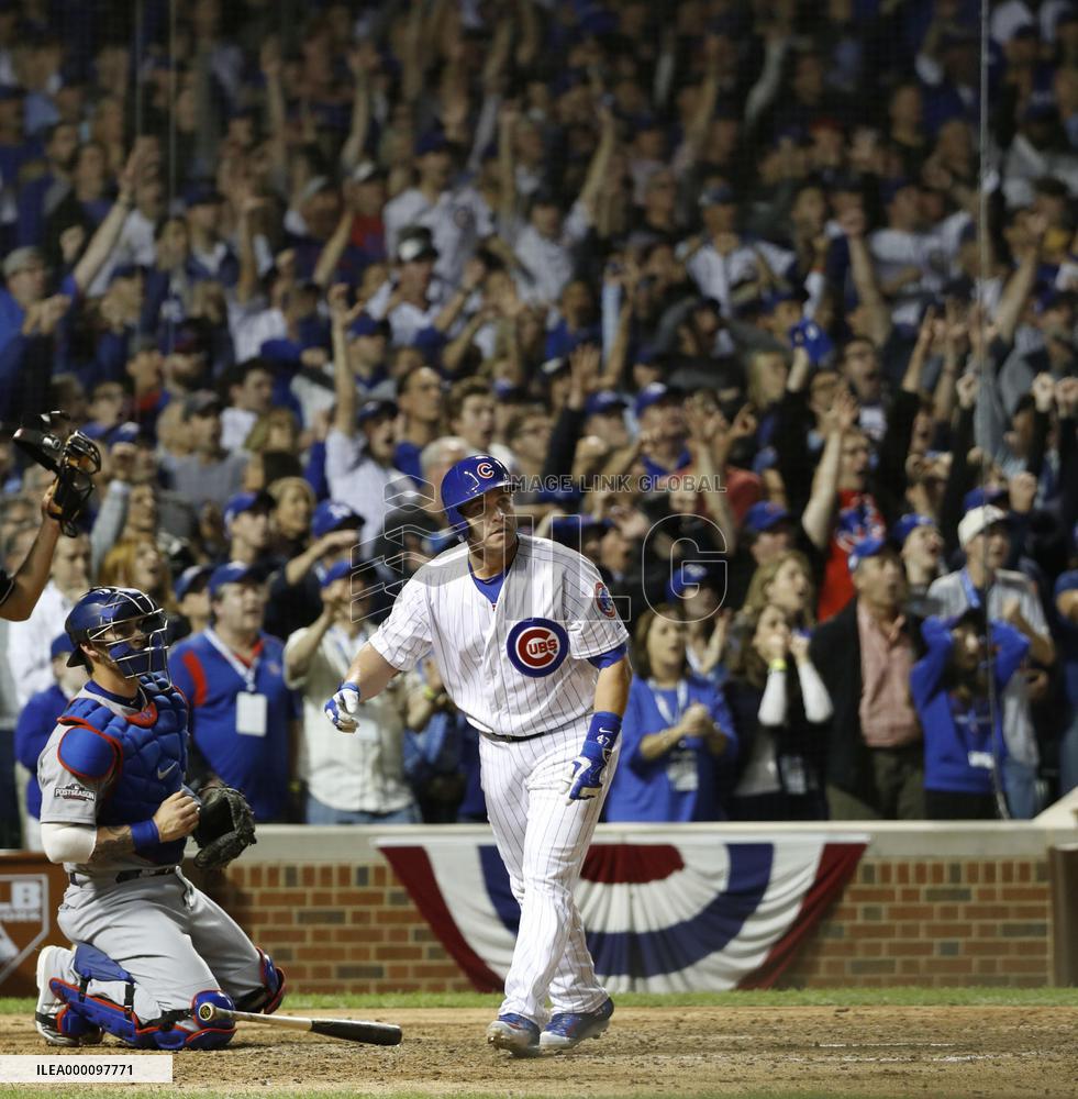 Cubs beat Dodgers in Game 1 of National League Championship