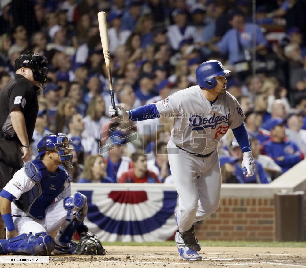 Baseball: Cubs-Dodgers NLCS Game 2