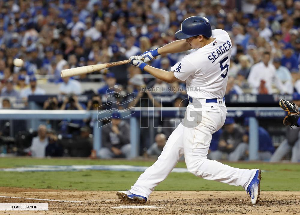 Baseball: Dodgers-Cubs NLCS Game 3