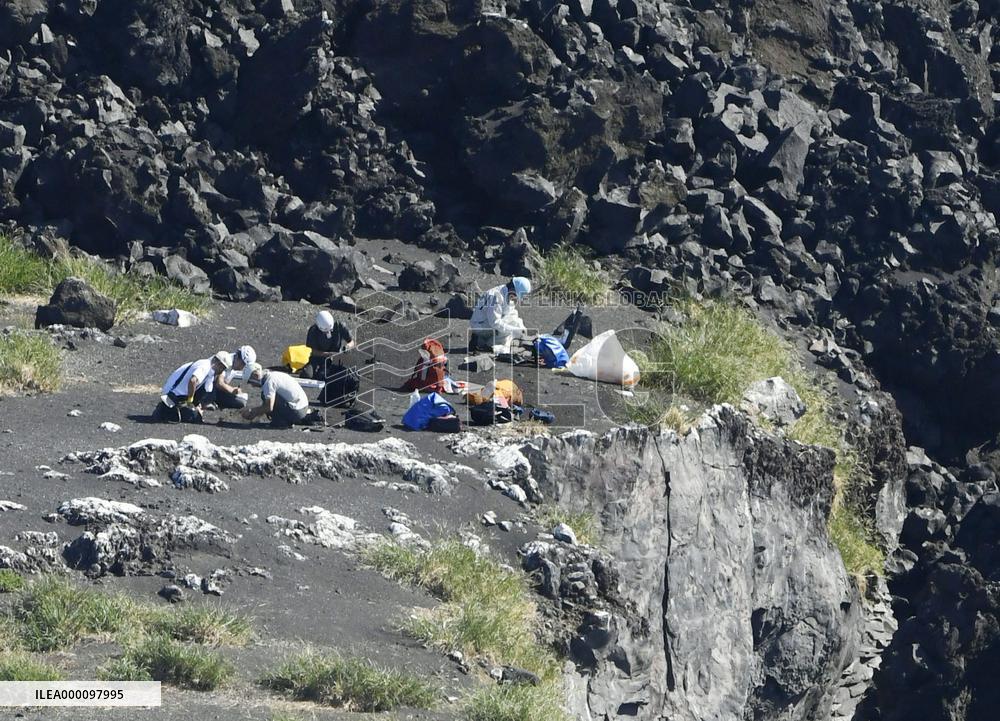 Research on Nishinoshima island starts