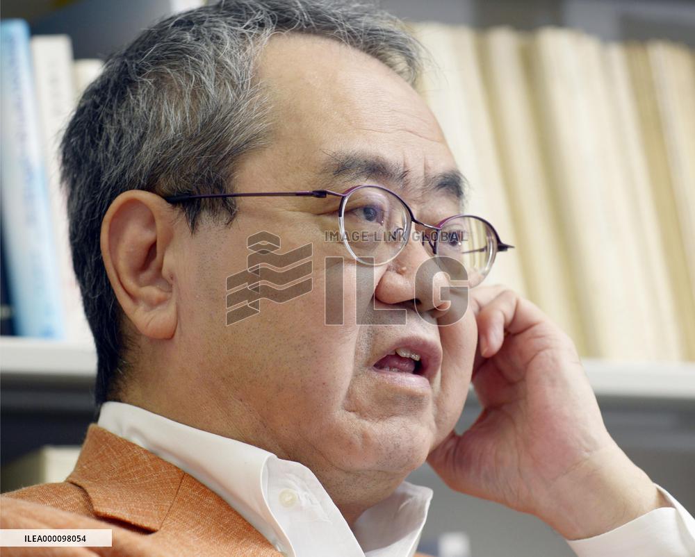 Law on emperor's abdication should be introduced early: panel member