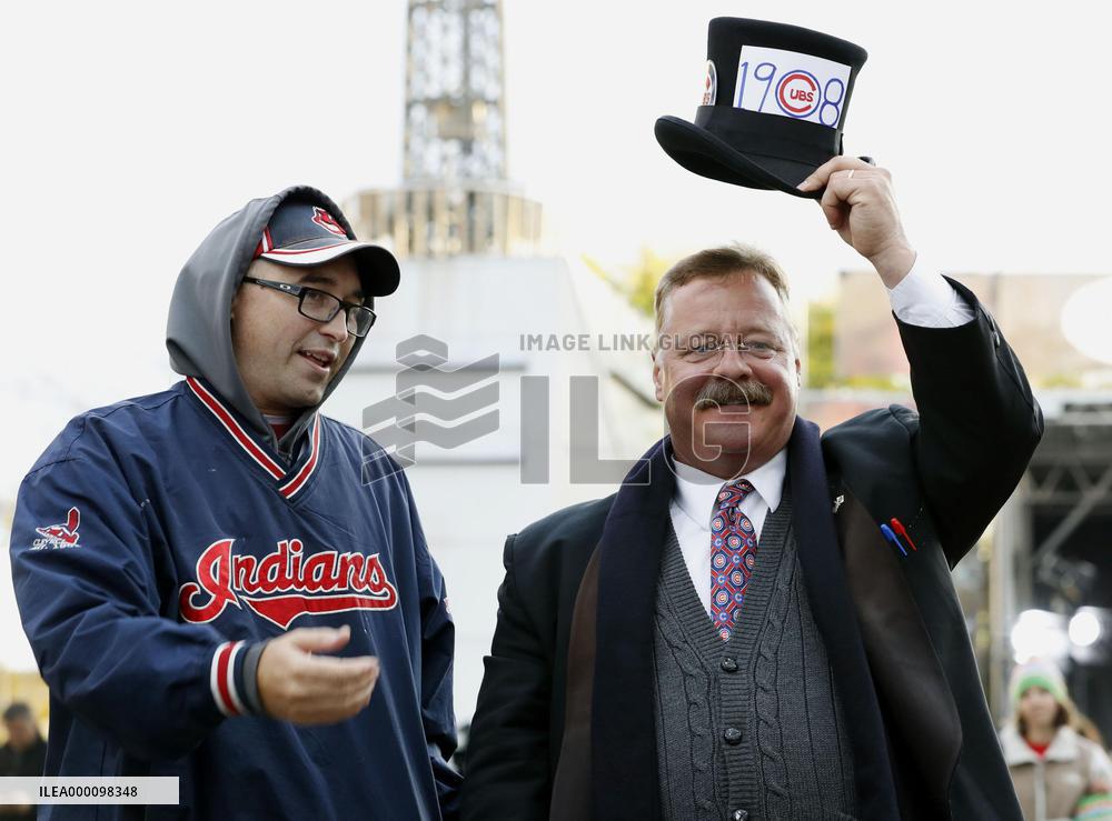 World Series Game 1 starts in Cleveland