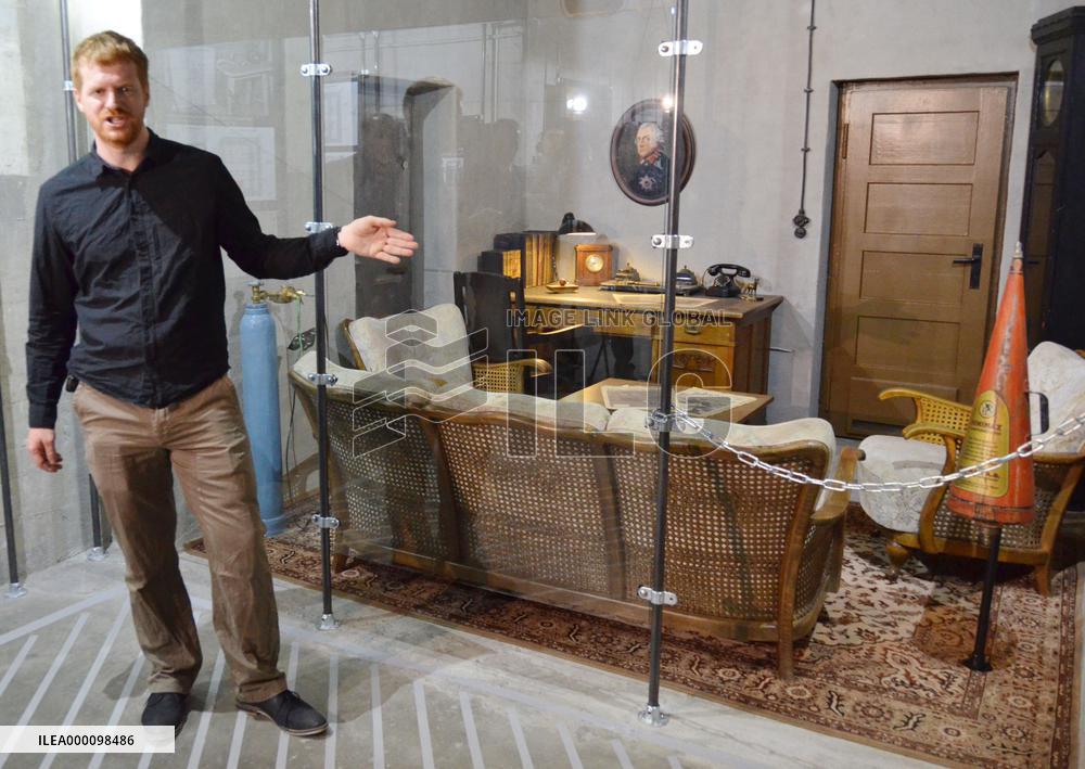 Replica of part of Hitler bunker to open to public