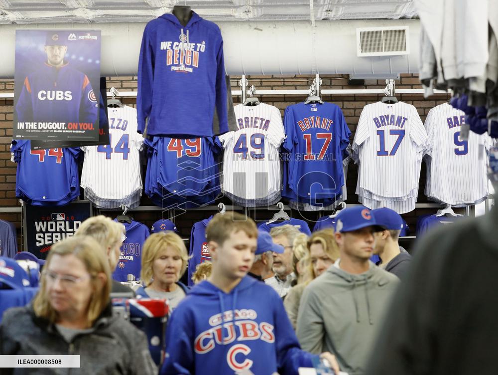 1st World Series at Wrigley Field in 71 years