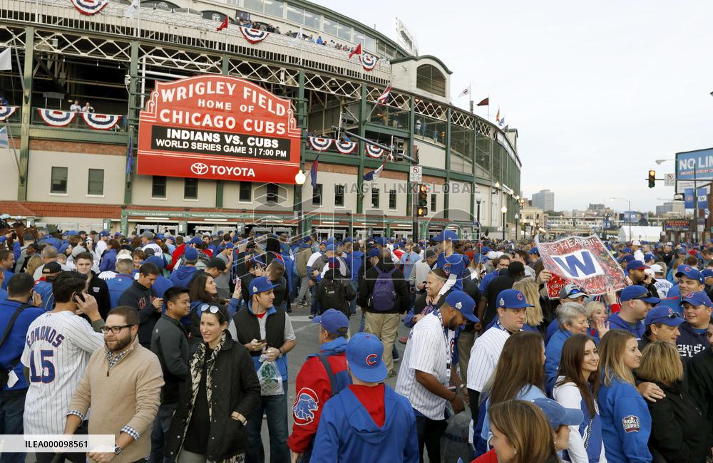 Baseball: Cubs host World Series for 1st time in 71 years