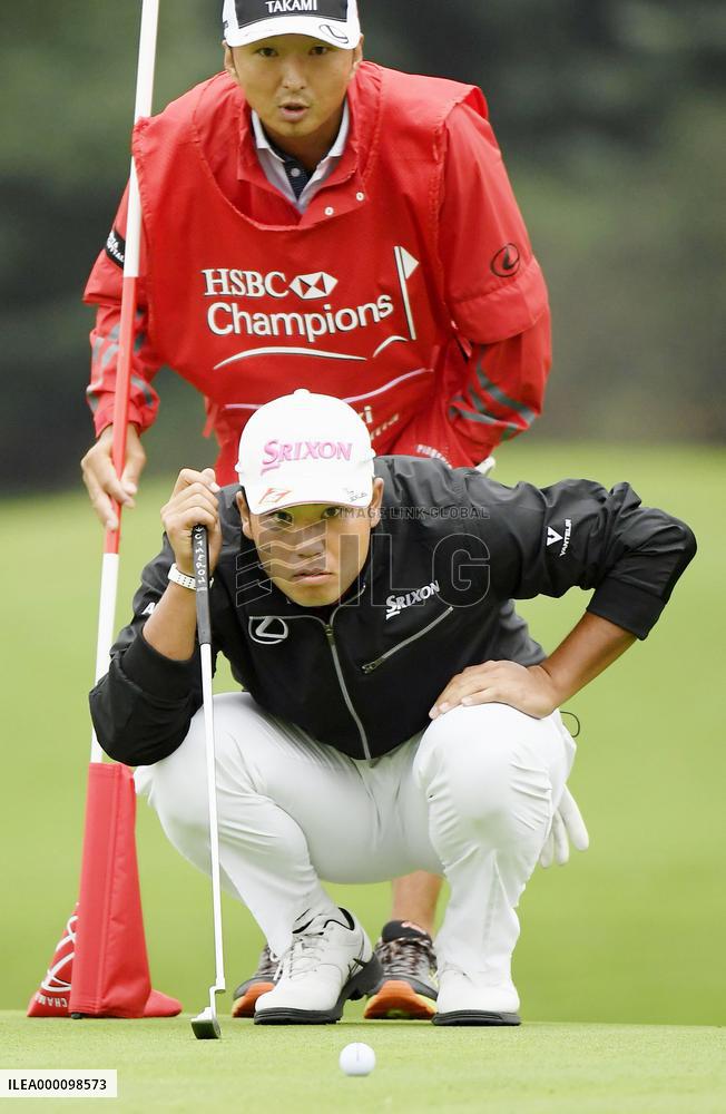 Golf: Matsuyama stays 3 shots clear in Shanghai