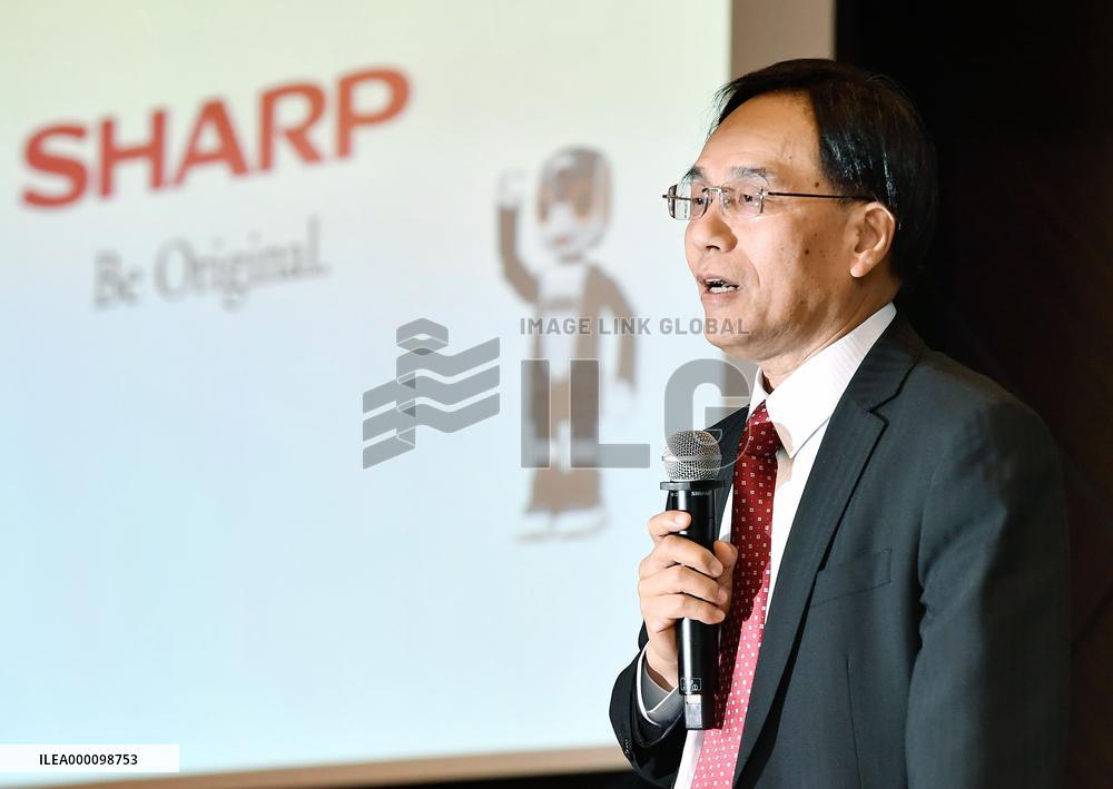 Sharp sees 1st operating profit in 3 yrs in FY 2016