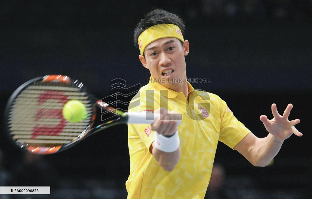 Nishikori advances to Paris Masters 3rd round