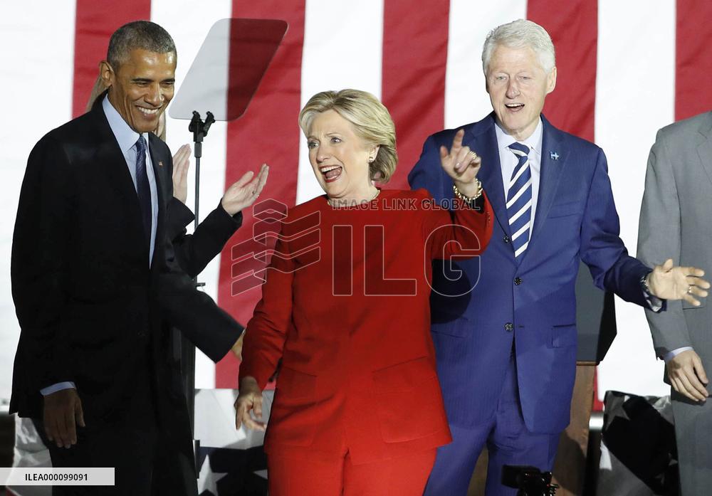 Clinton at campaign rally on eve of election