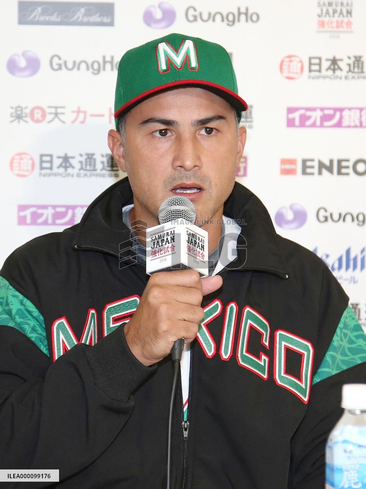Mexico national baseball team manager Gonzalez
