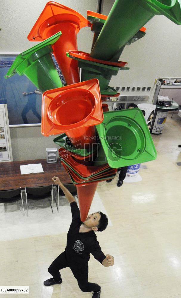 Traffic cones performance recognized by Guinness