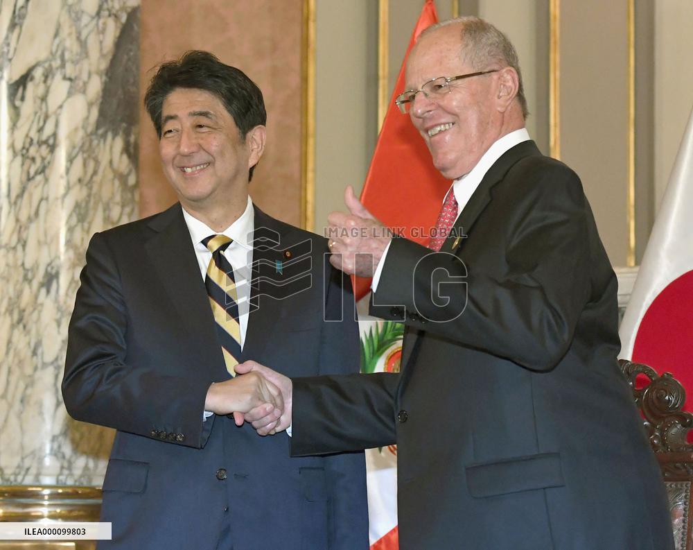 Japan, Peru agree to seek implementation of TPP as soon as possible