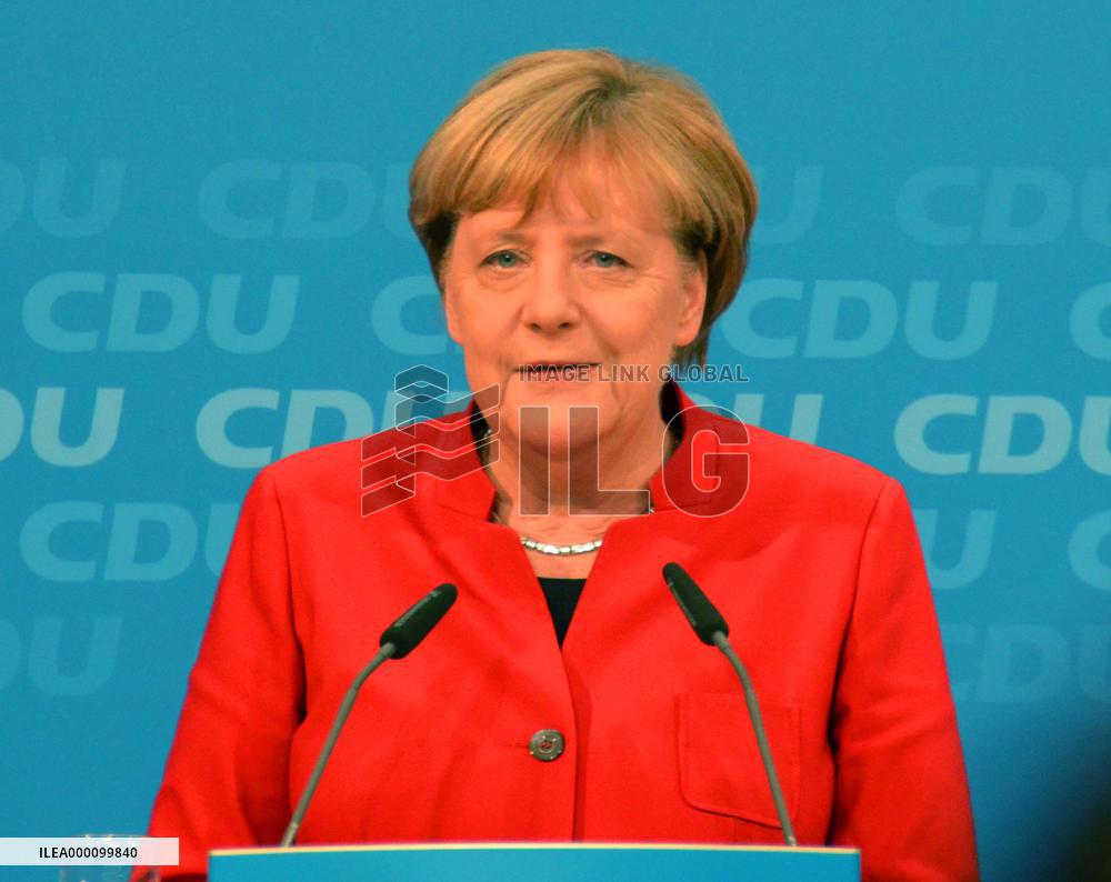 Merkel declares candidacy for 4th term as chancellor