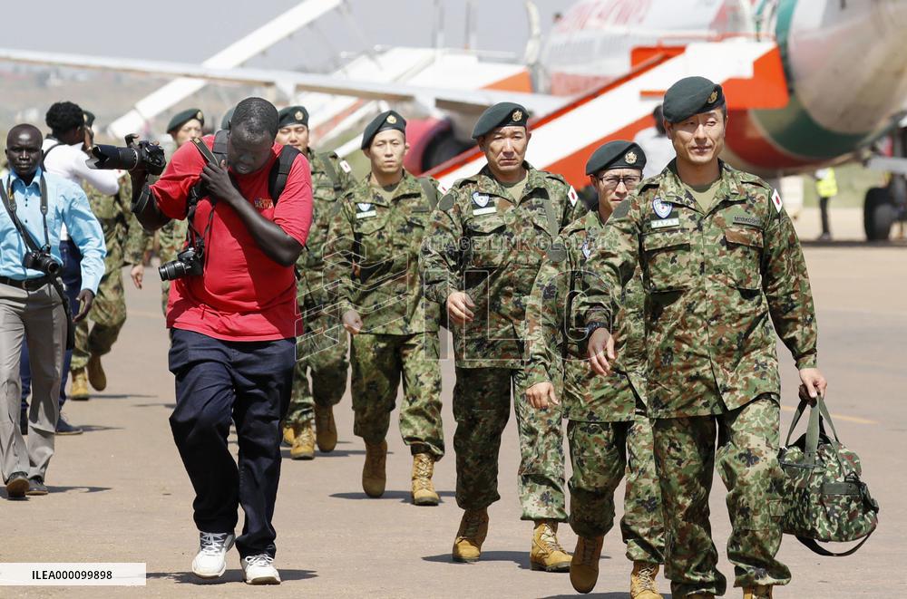 Japan troops tasked with new peacekeeping roles arrive in S. Sudan
