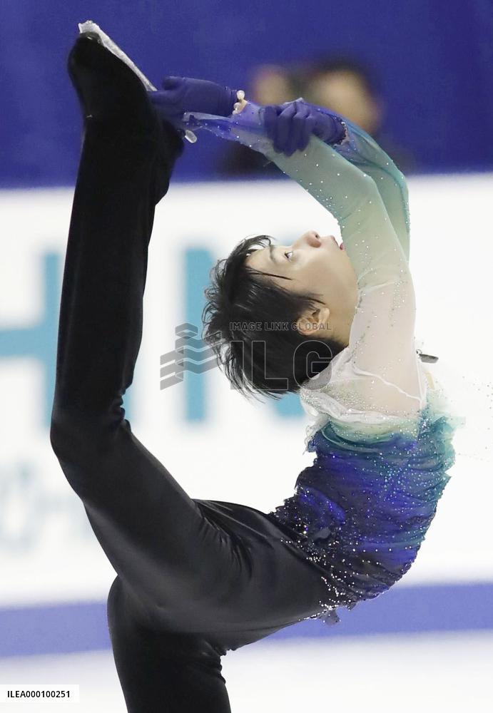 Japan's Hanyu wins NHK Trophy figure skating event