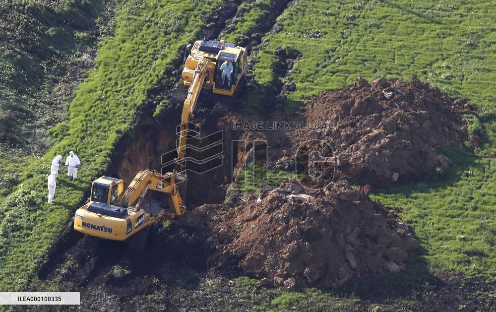 Highly contagious bird flu strain detected at Niigata poultry farm